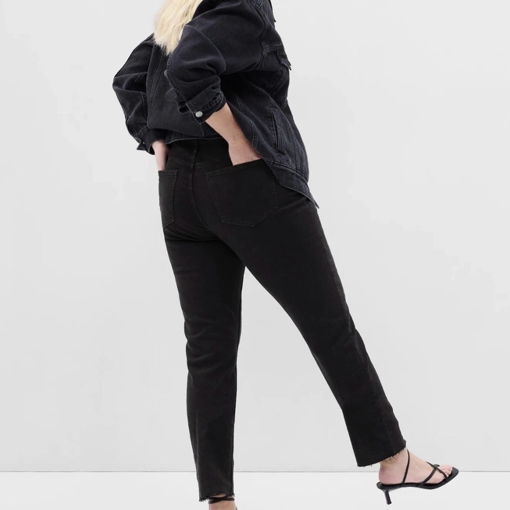 NWT GAP Mid Rise Vintage Slim Jeans • Black Rinse • Raw Hem • Tall 32/14 - Picture 4 of 15
